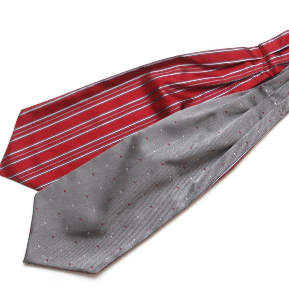 ‎Grey and Red Silk ascot